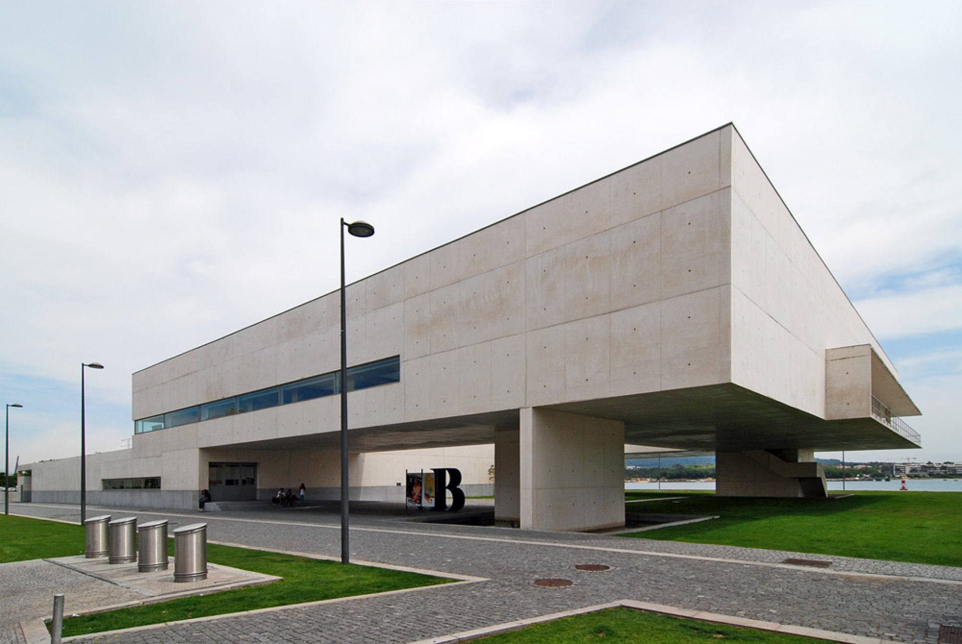 archiweb.cz - Viana do Castelo Municipal Library