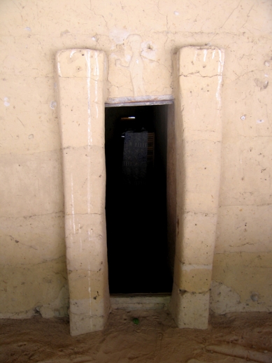 House of the impluvium, multi-storey house and architectural forms in&nbspCasamance - Object 2: VILLAGE CAMPSITE, impluvium case - foto: Pavel Nasadil, 2012