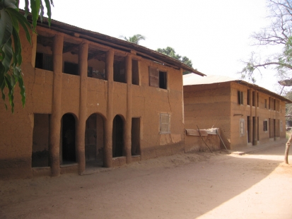 House of the impluvium, multi-storey house and architectural forms in&nbspCasamance - Objects 9: Cases on floors - foto: Pavel Nasadil, 2012