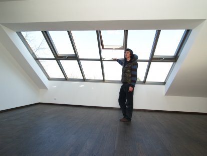 <translate>Attic roof windows in a family villa, vineyard house, and unique rooftop apartment</translate> - <střešní prosklení> Solar HISTORIK we plan to measure according to the wishes of the builder and the layout of the building.