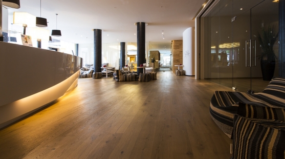 ADMONTER – wooden floors for hotels, restaurants, and offices