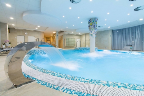 Utilization of mosaics in pools and wellness - City Spa Hodonín