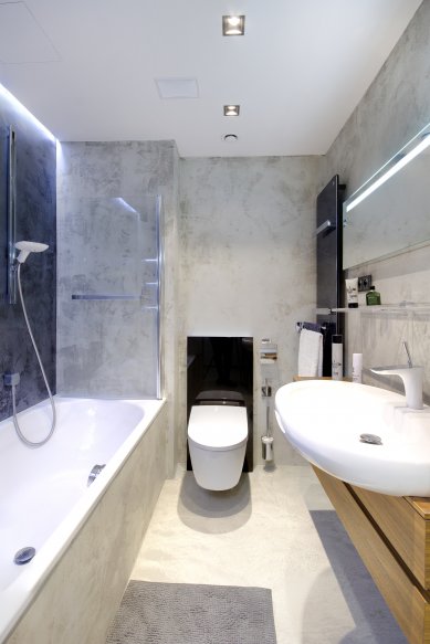 Modern concrete screeds in bathrooms