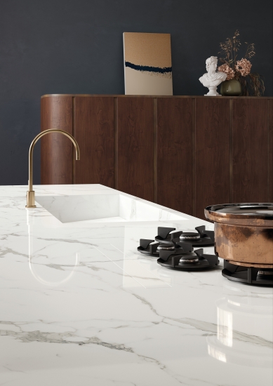 Large-format ceramics with the unmistakable signature of the designers at SapienStone