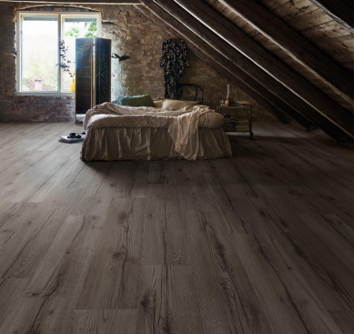 Laminate floors with deep textures from the new Pergo collections are also water-resistant