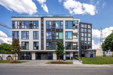 Trendy facades of apartment buildings: a design necessity or an architect's whim?