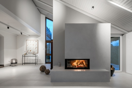 Accumulation fireplace