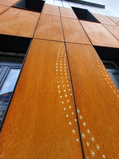 Facades made of weather-resistant steel