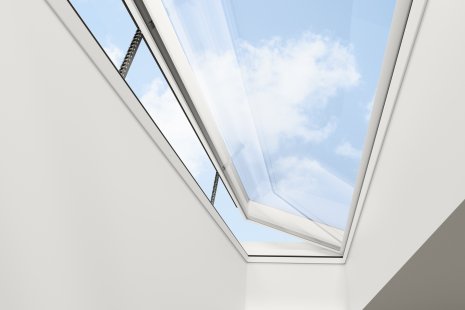 The portfolio of VELUX design skylights is expanding with three new sizes