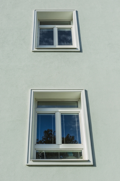 Reconstruction of the facade of the primary school in Brno - foto: Tomáš Malý